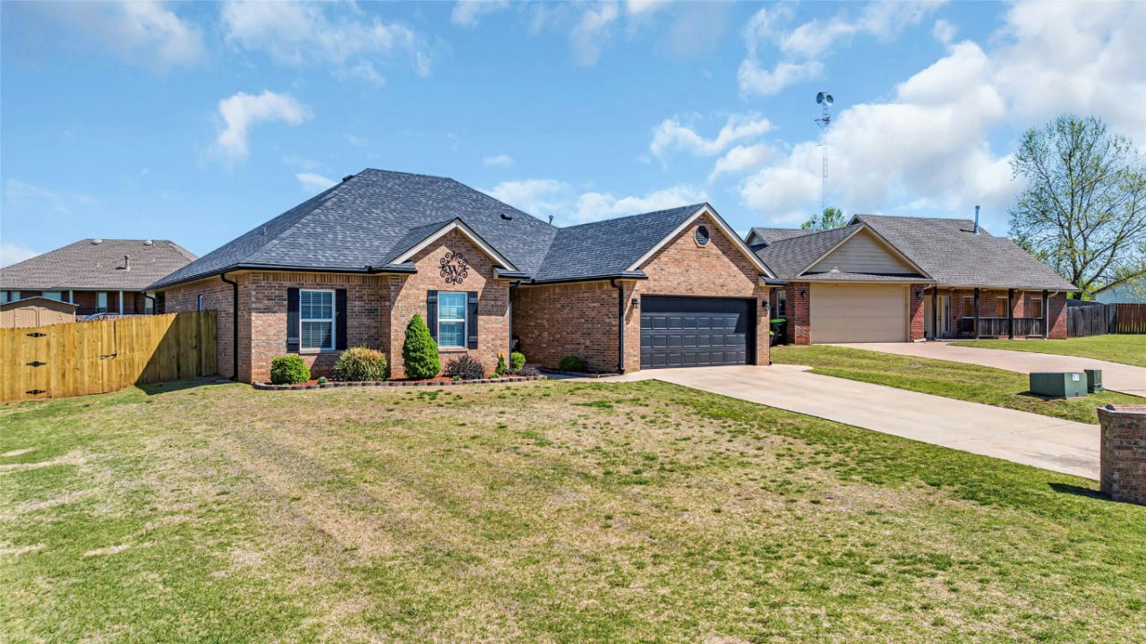 2208 HEADWIND DR, PURCELL, OK 73080, photo 1 of 47