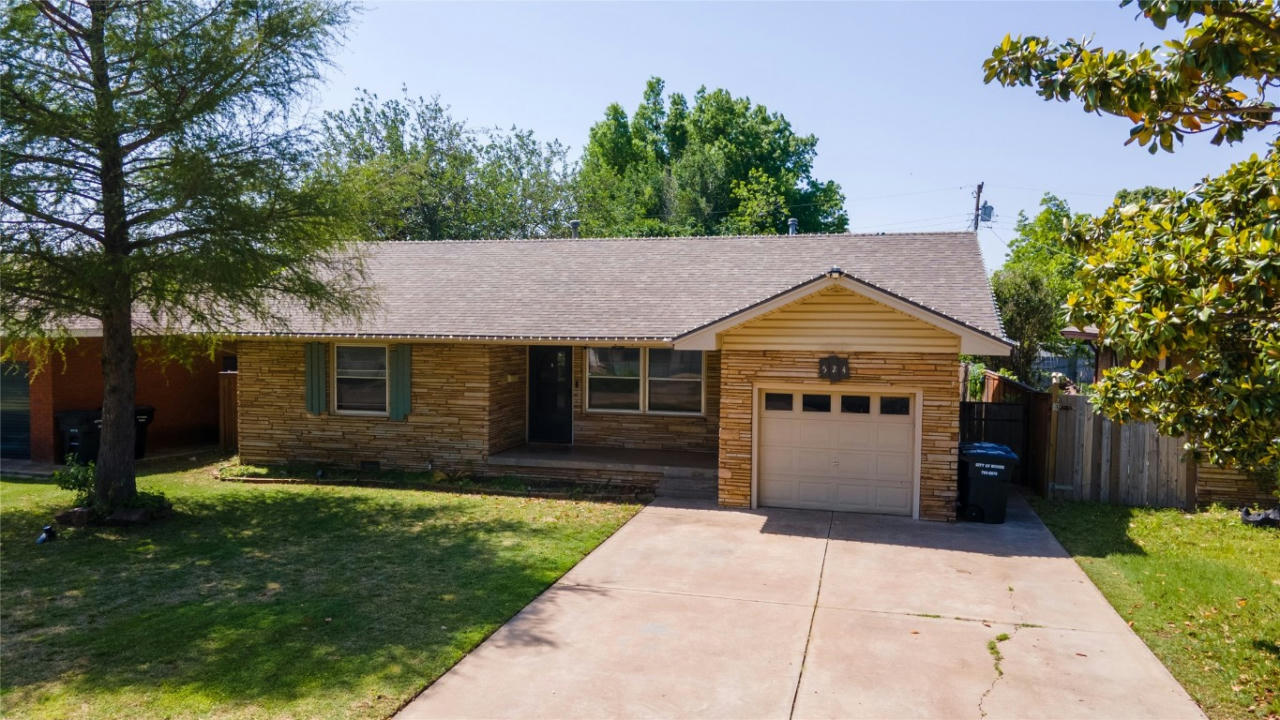 524 SW 2ND ST, MOORE, OK 73160, photo 1 of 31