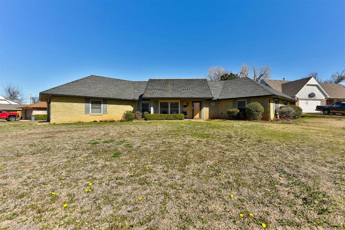 5917 NW 72ND ST, WARR ACRES, OK 73132, photo 1 of 30
