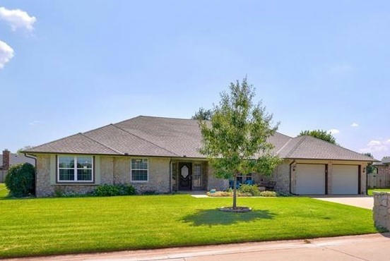 607 TRAVIS LN, OKARCHE, OK 73762 - Image 1