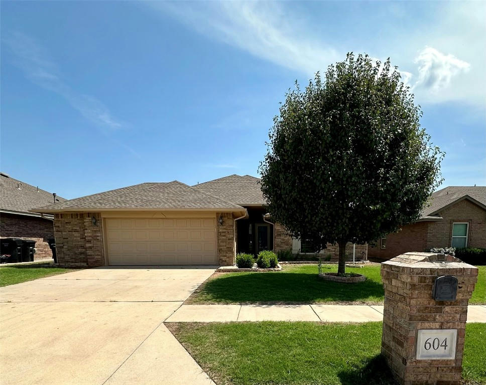 604 SW 44TH ST, MOORE, OK 73160, photo 1 of 22