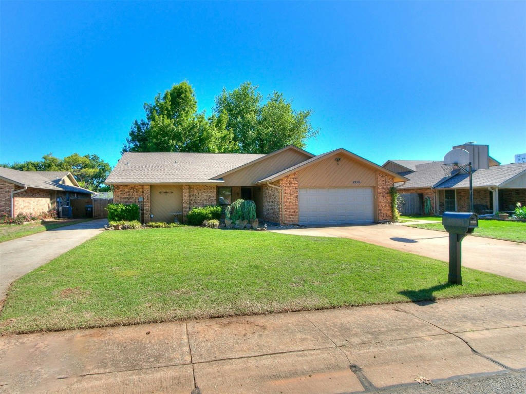 1910 BOWLING GREEN PL, NORMAN, OK 73071, photo 1 of 28