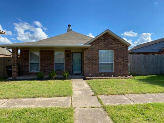 1106 SW 23RD ST, MOORE, OK 73170, photo 3 of 17