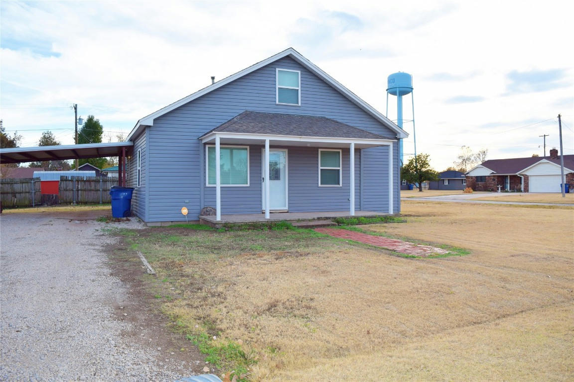 409 NW BELLE ST, MINCO, OK 73059, photo 1 of 22