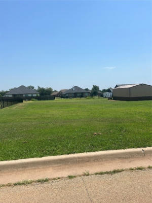 1916 PINEHURST DR, PERRY, OK 73077 - Image 1