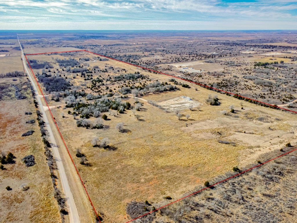 10567 N 1670 RD, SWEETWATER, OK 73666, photo 1 of 12