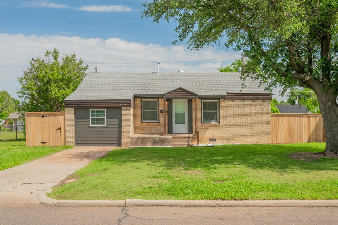 303 E NORTHRUP DR, MIDWEST CITY, OK 73110, photo 1 of 25