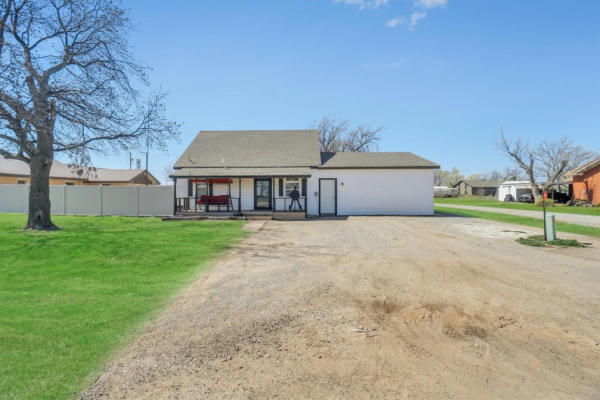 111 S GRAND AVE, WILLOW, OK 73673 - Image 1