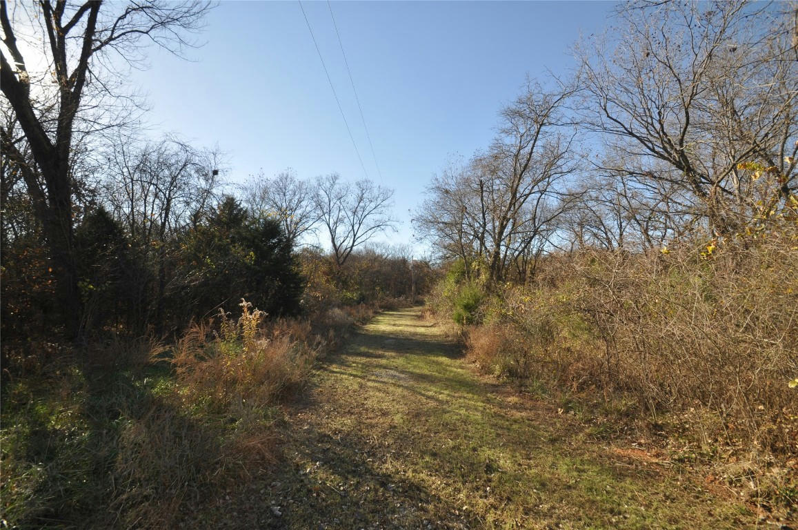 11 ROLLING HILLS DRIVE, TECUMSEH, OK 74873, photo 1 of 11