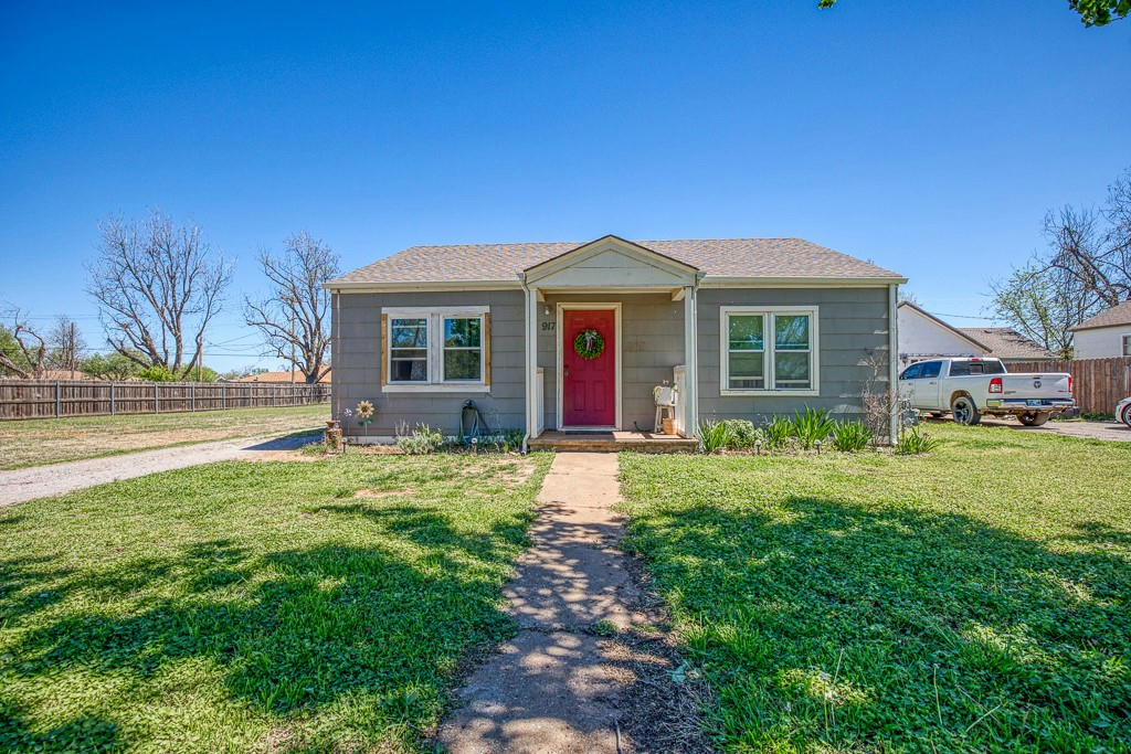 917 S 9TH ST, KINGFISHER, OK 73750, photo 1 of 17