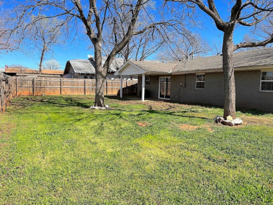 600 N WEST ST, CORDELL, OK 73632, photo 4 of 19