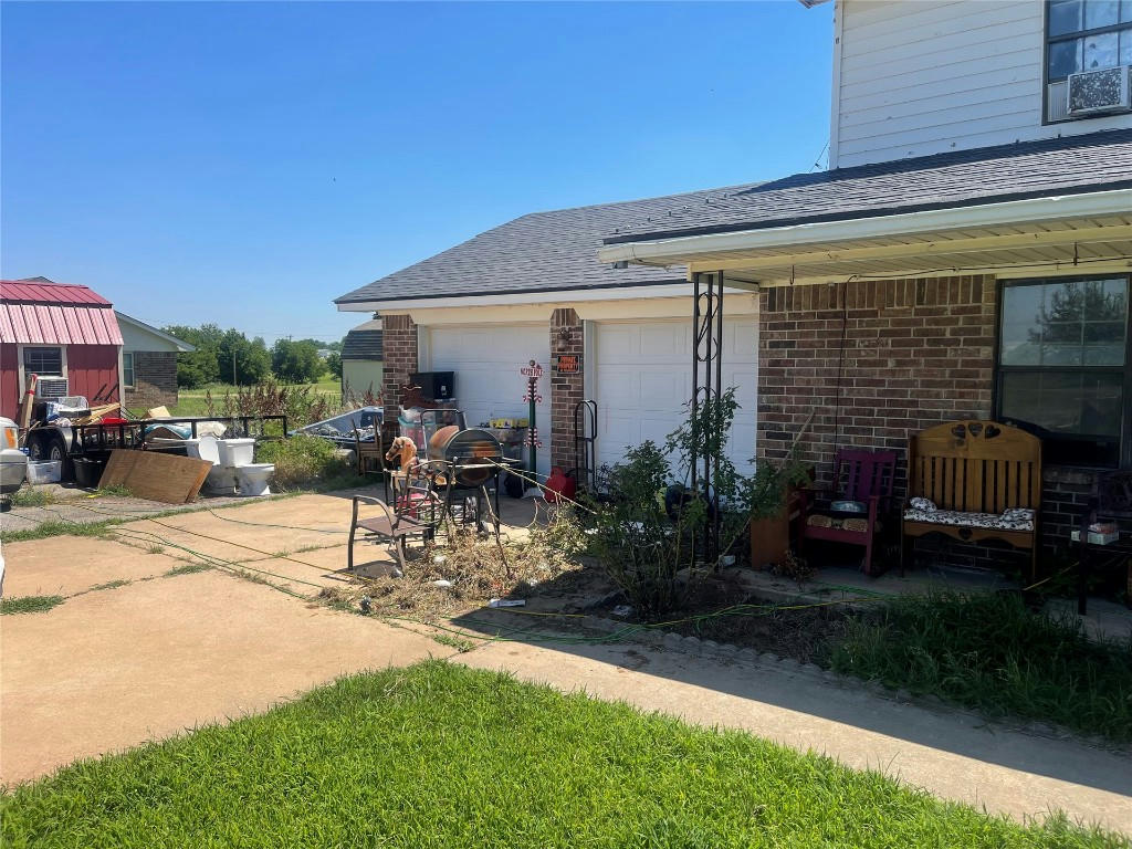 211 CLEARVIEW DR, AMBER, OK 73004, photo 1 of 3