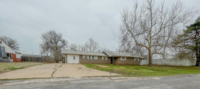 420 S GALENA AVE, GEARY, OK 73040, photo 2 of 25