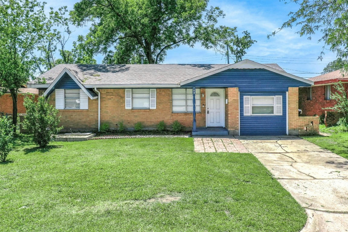 752 SW 3RD ST, MOORE, OK 73160, photo 1 of 34