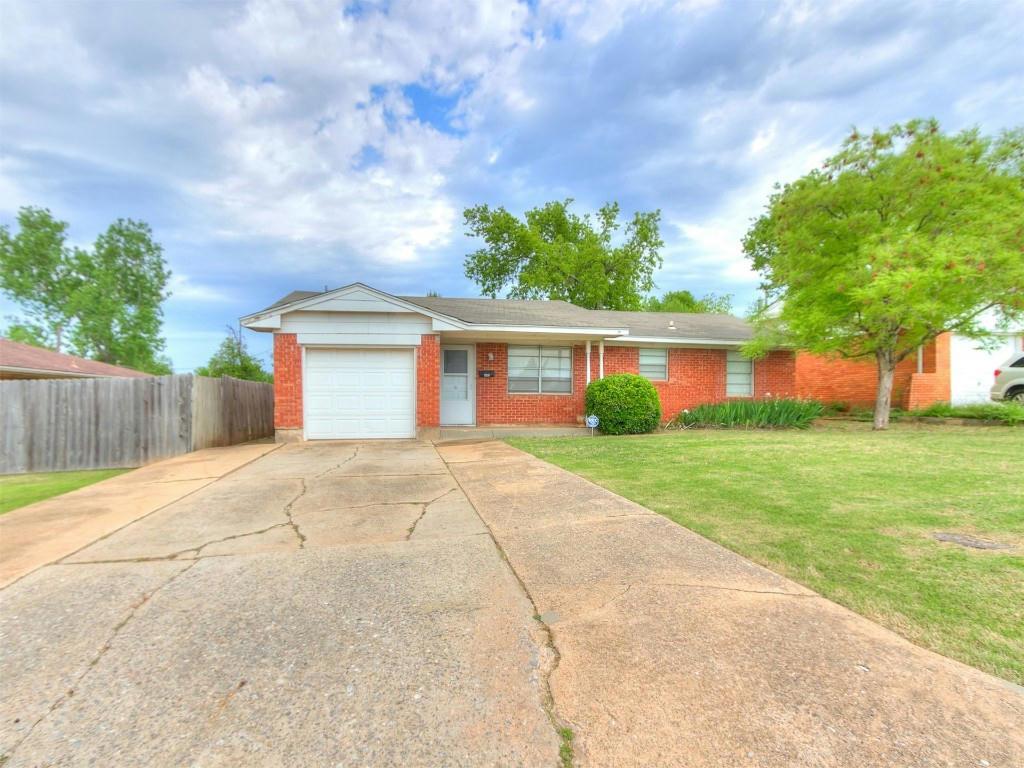 645 SW 3RD ST, MOORE, OK 73160, photo 1 of 33
