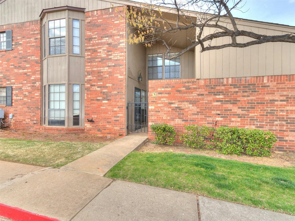 6500 N GRAND BLVD APT 101, OKLAHOMA CITY, OK 73116, photo 1 of 46