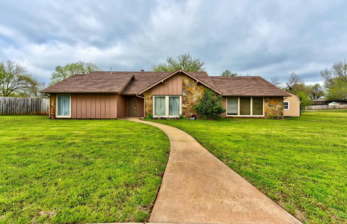 1717 BRIARWOOD DR, PURCELL, OK 73080, photo 1 of 50