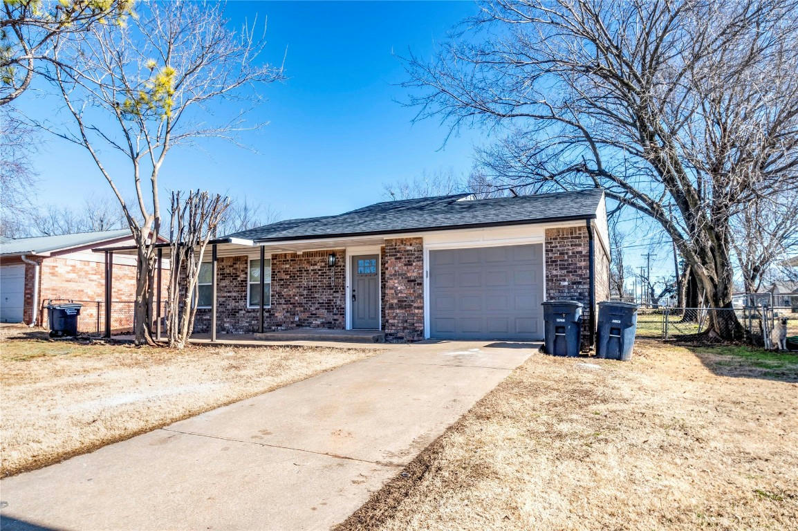 209 S 5TH AVE, STROUD, OK 74079, photo 1 of 19